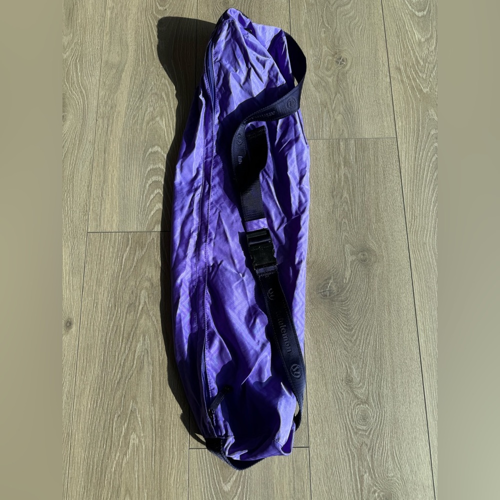 Lululemon Purple Yoga Bag